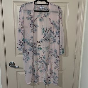 Tobi Floral kimono